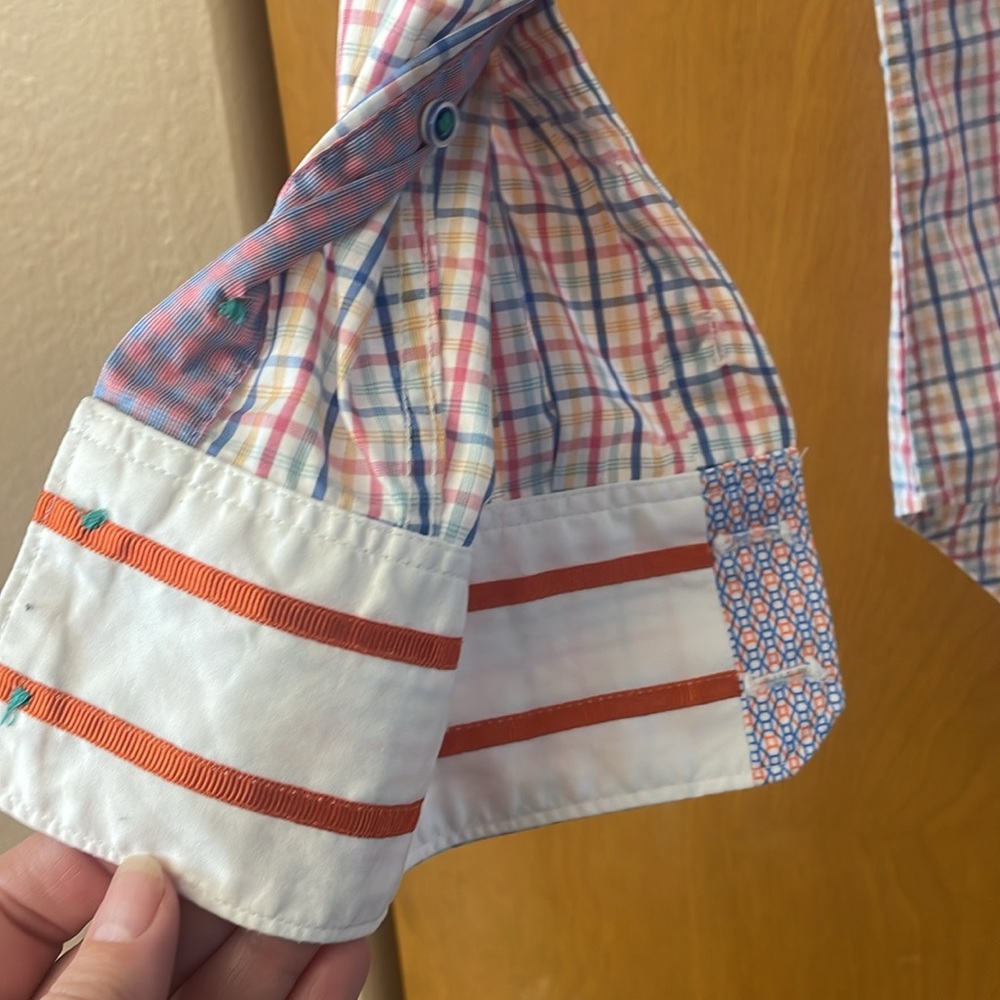 Robert Graham button down - Picture 5 of 11